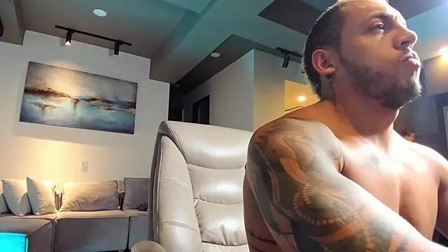 Maximo_Marcelo live sex cam