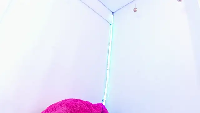 Roxy_Stonee's web cam