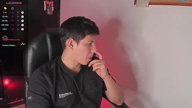 JamesCr_ live sex cam