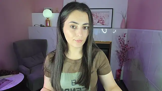 KylieMellow's web cam
