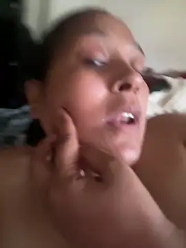 Nisha00000 live sex cam