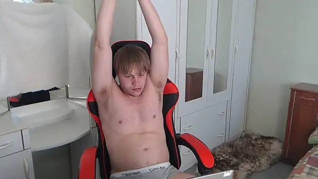 Zoro1999 live sex cam