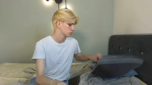 Oliver_Starboy live sex cam