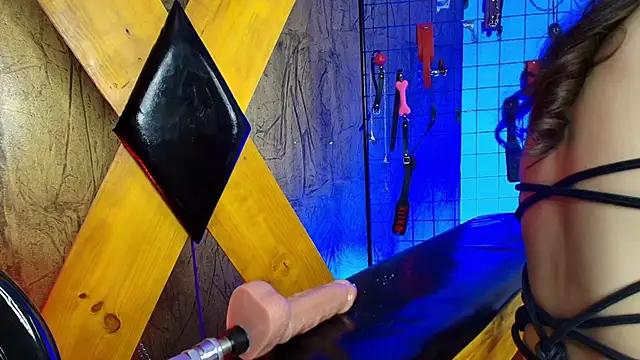 StifNat_BDSM's web cam