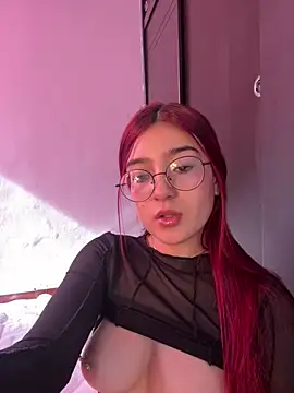 Im_mave's Stripchat show and profile