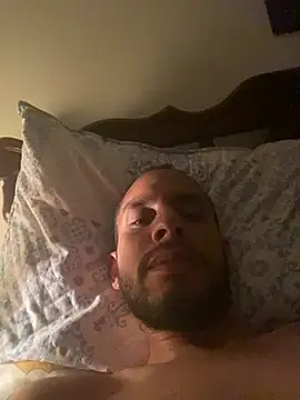 Andresmore2458's web cam