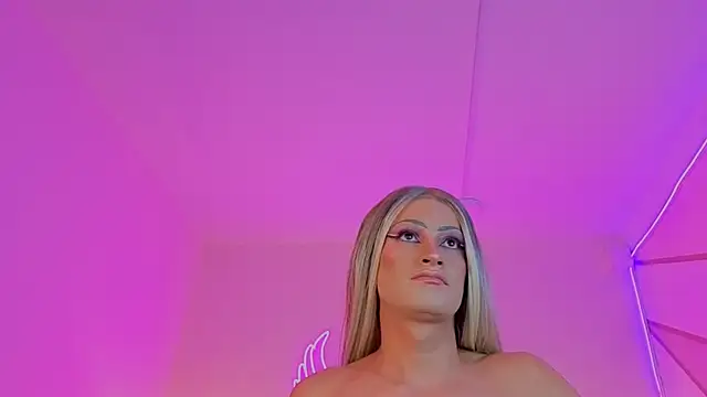 _scarletmoore live sex cam