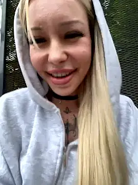 babydolll live sex cam
