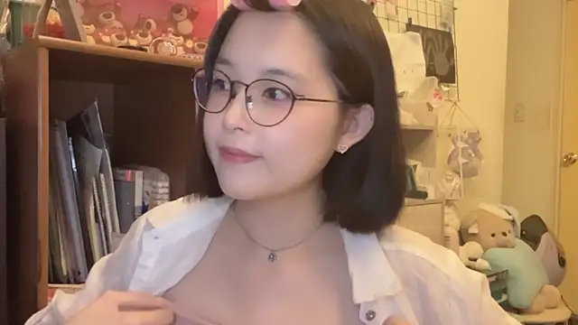 luna51888 live sex cam