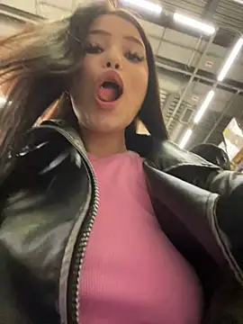 Chloe__Moon live sex cam