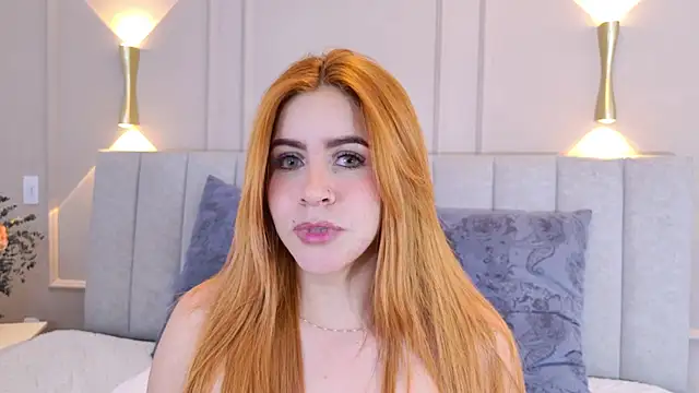 april_rousse's Stripchat show and profile