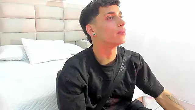 JhoanLeandro live sex cam