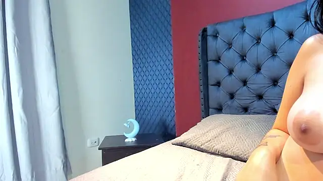 thania_777's web cam