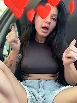 JulliaVegas live sex cam