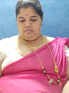 tamilthanushri live sex cam