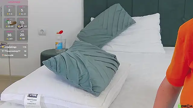 SeniGrande live sex cam