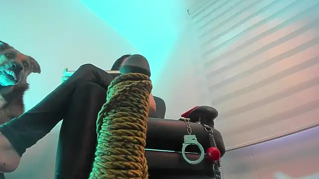 charlotte_joliedart's web cam