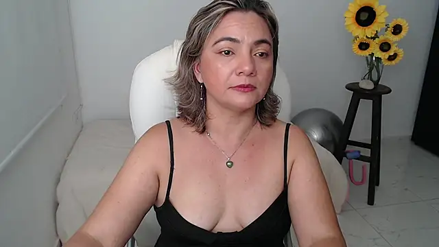 Ghada_milf's web cam