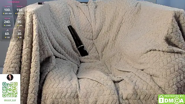 SnowNut live sex cam
