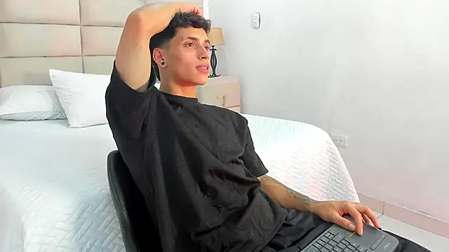 JhoanLeandro live sex cam