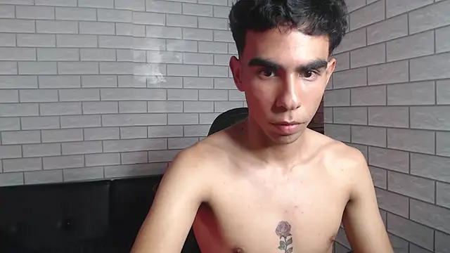 Lucas_and_teo live sex cam