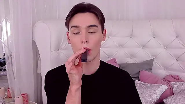 RobbyCharming live sex cam