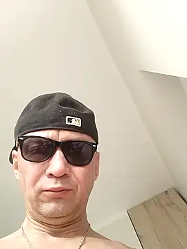 Hightower_82 live sex cam