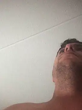 elwhite1996 live sex cam