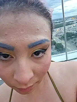 Andrea_Bloomix live sex cam