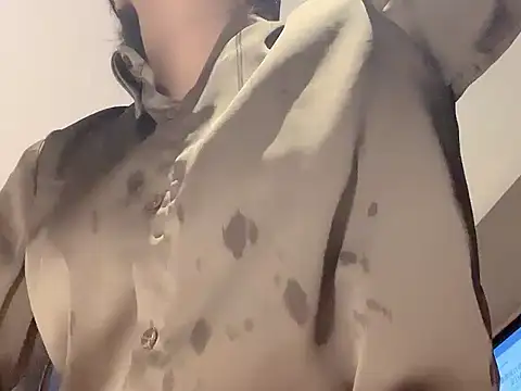 Mia-77 live sex cam