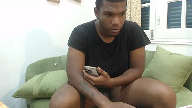 Fireladozai live sex cam