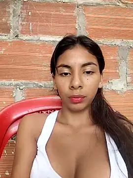chaparritahot99 live sex cam