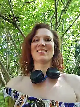 Exhibitionsplit live sex cam