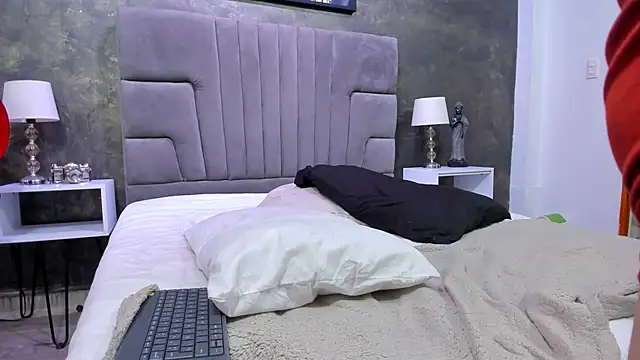 bruce_hans live sex cam