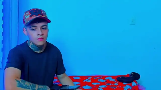 HOT_boy2025 live sex cam