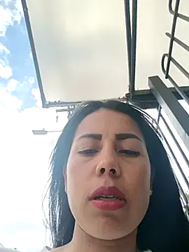 _andrea30 live sex cam