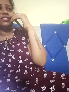 Lavanya1431 live sex cam