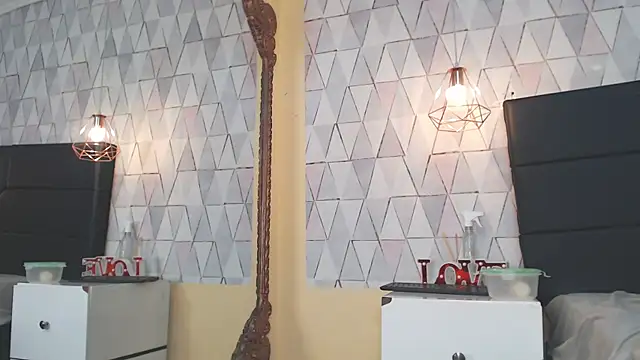 KitySwift's Stripchat show and profile