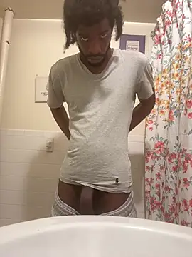 BigBDMari live sex cam