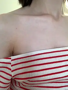 MiraXS live sex cam