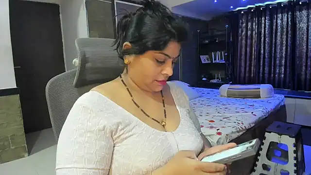 tarivishu23 live sex cam