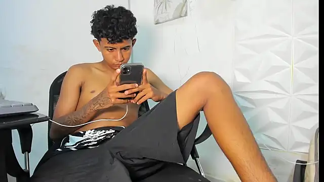 AlluringAngel01 live sex cam
