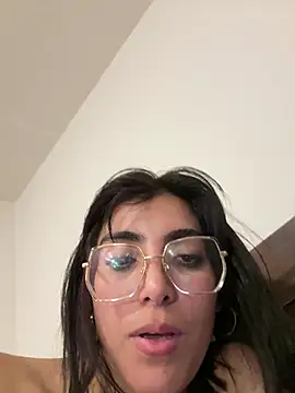 MartinaSooler live sex cam