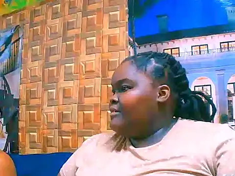 EbonyHotBuns live sex cam