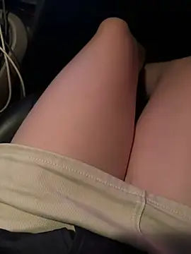 Meii-meyy live sex cam