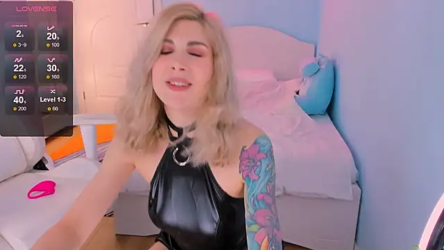 sleepyrita's Stripchat show and profile