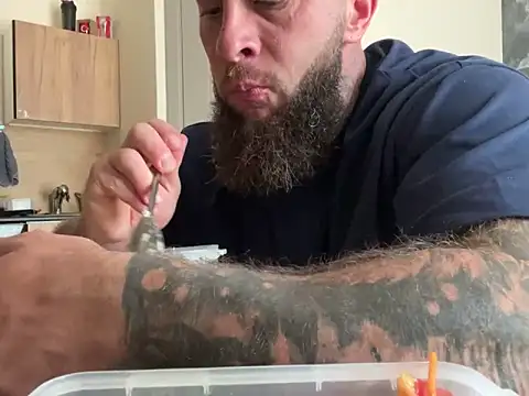 WilliamHicks live sex cam