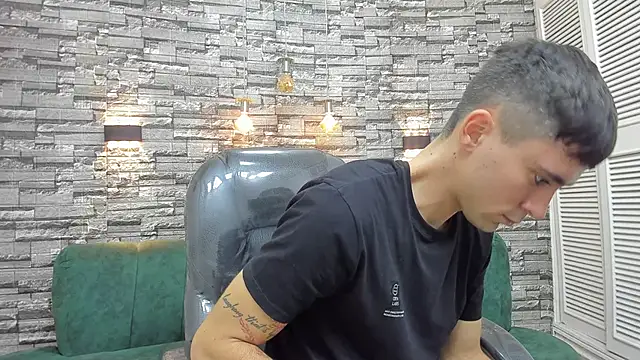 mike_whitee live sex cam