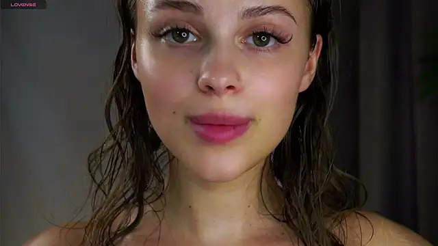 KarinBates live sex cam