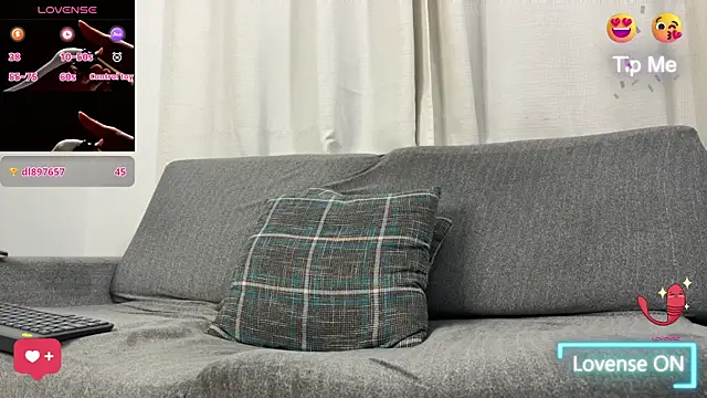 Tom_blunt96 live sex cam